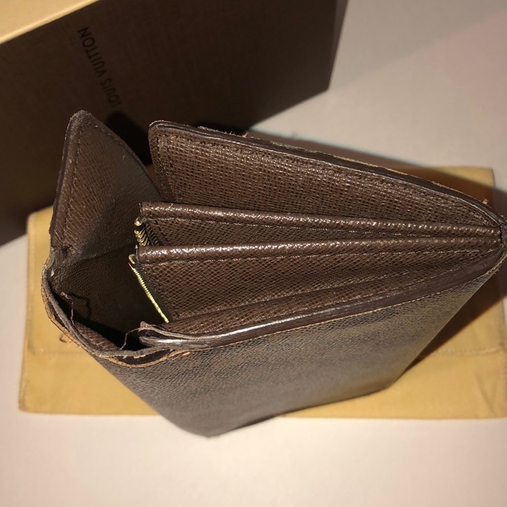 Louis Vuitton wallet - Picture 3 of 6